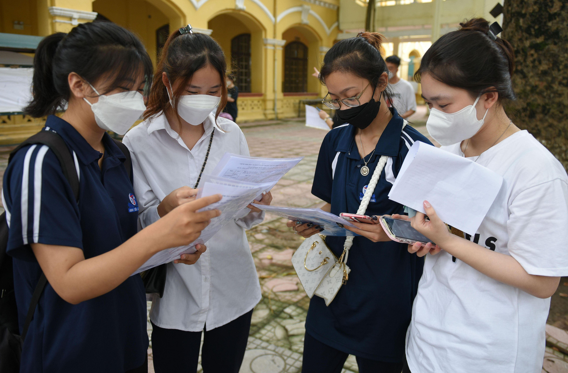  Danh sách các trường đại học khối C00 và điểm chuẩn ở Hà Nội