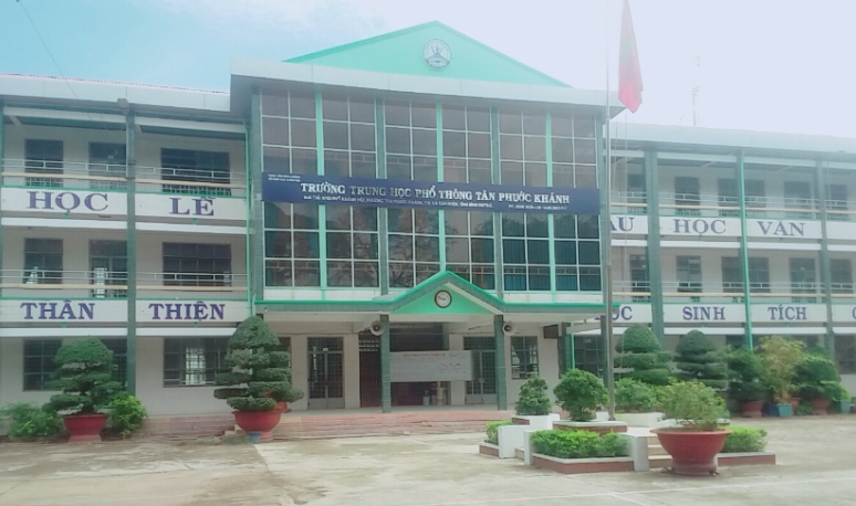 Trường THPT Tân Phước Khánh