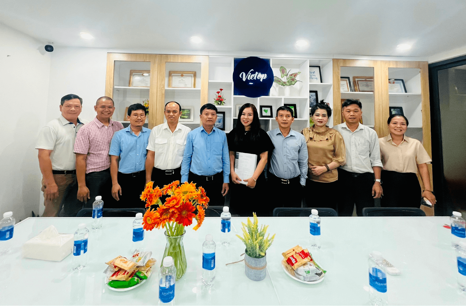 Phó chủ tịch UBND quận Phú Nhuận Đỗ Đăng Ái đến thăm và làm việc cùng IELTS Vietop Hướng tới quyết tâm thực hiện hiệu quả Chuyển đổi số